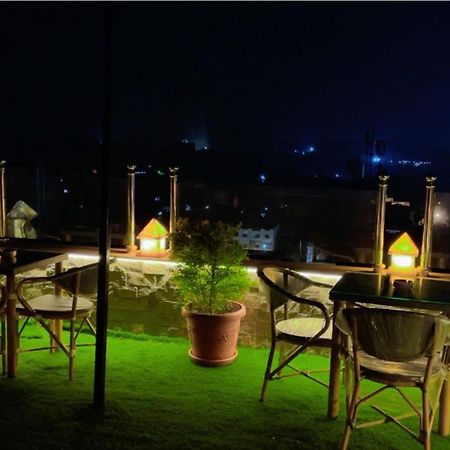 Pyramids Tower View Inn Nazlat as Sammān Exterior photo